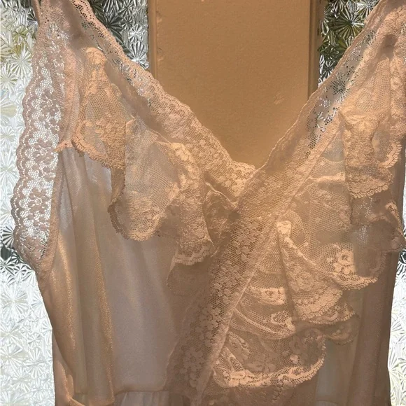 Queen’s Way Vintage 70’s White Lace Trim Nightgown Bright White - Picture 4 of 7